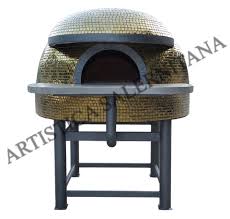 Per quanto sia possibile posare un forno in terra, e basamenti per piccoli forni i basamenti per grandi forni vengono realizzati con un plinto e delle pareti perimetrali che lascino uno spazio vuoto al loro. Forno A Legna Per Pizzeria E Giardino A Fisciano Kijiji Annunci Di Ebay