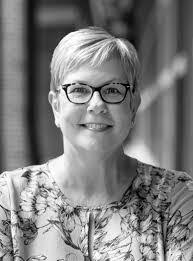 Ashly Smith's Instagram, Twitter & Facebook