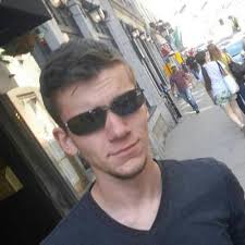 David Tobe (@d_tobe)