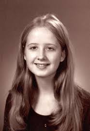 Anna Hailey's Instagram, Twitter & Facebook