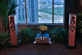 CES 2013: Conrad-Johnson