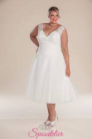 Ma perché scegliere un abito corto? Abiti Da Sposa Corti Taglie Forti Economici Online Collezione 2018sposatelier