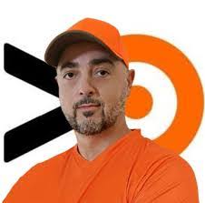 Wade Janssen's Instagram, Twitter & Facebook