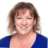 Nikki Hickman's Instagram, Twitter & Facebook