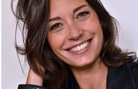 She holds a french nationality and her race is white. Who Is Julia Vignali Dating Julia Vignali Boyfriend Husband