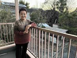 88歳、世界最高齢セクシー女優は今も自走で現場へ。米寿記念の最新作では30代・60代男優と“2がらみ”のタフネスぶり。健康の秘訣は「毎日笑うこと」 -  エキサイトニュース