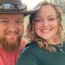 What are recommended resources for finding rental prices and locations in  Lander besides Zillow?