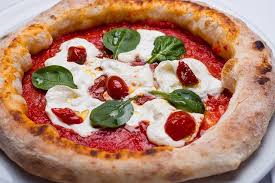 Le risotto, au même titre que l'osso buco, les câpres, les anchois et les tomates séchées sont également des incontournables de la cuisine d'italie. Top 10 Des Meilleurs Plats Italiens Les Recettes Simples Et Rapides