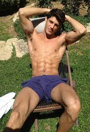 pin su male models