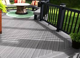 A New Alternative For Veranda Decking Decorifusta Deck Colors Colorful Patio Deck Paint