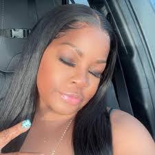 Tamara Ledbetter's Instagram, Twitter & Facebook