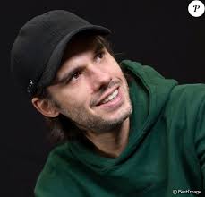 See more of orelsan on facebook. Orelsan Tres Amoureux Une Fois Que Tu Ressens Ca Tu T Y Accroches Purepeople