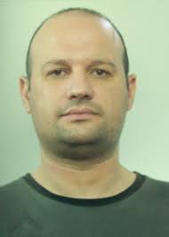 Bronte, in un casolare il latitante Vincenzo Sciacca «Braccio destro del  boss con rete di fiancheggiatori»