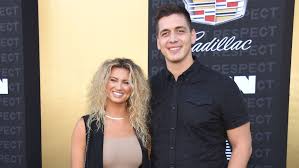 Meet Tori Kelly's Husband Andre Murillo: Career, Family