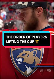 Aleksander Barkov Undergoes Knee Surgery