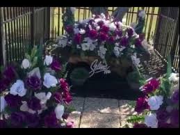 I grew up and i went to her grave, i got to go to her house. Selena S Grave Site 23 Years Later 360 View Youtube