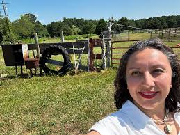 Where can I find a notary to sign a deed?