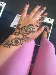 Turtle Henna Tattoo The Del Mar Fair Henna Tattoo Designs Henna Tattoo Hand Turtle Henna