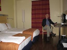 The staff were very friendly, the hotel extremely clean, and we had a very pleasant simple meal in the dining room. Bedroom Holiday Inn Malpensa Picture Of Holiday Inn Express Milan Malpensa Airport Somma Lombardo Tripadvisor