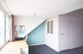 werkruimte en zitplek dakkapel slaapkamer ontwerp interieur ontwerpen werkkamer op zolder