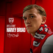 You can come down to the Daggers Club Shop today from 3:30 pm to purchase  your match tickets, half-season tickets, home or away replica kits and any  official club merchandise!