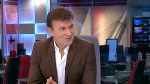 Com 28 anos de carreira, 18 álbuns de originais, 58 discos de platina e mais de 4 milhões de discos vendidos, tony carreira continua a surpreender. Tony Carreira Entrevista Na Integra No Jornal Das 8