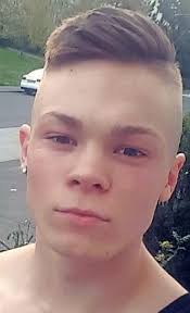 Junger Stürmer für Dampfach