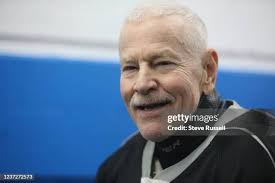 29 Proudfoot Corner Photos & High Res Pictures