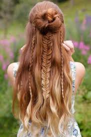 Easy hairstyles for short hair. 30 Cute Hairstyles For A First Date