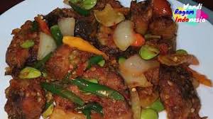 Ada banyak racikan bumbu yang bisa dipakai. Resep Ikan Lele Goreng Bumbu Orak Arik Enaknya Mintak Ampun Youtube