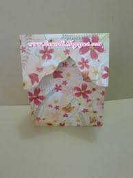 Buat paper bag dari kertas seperti cara 1 dan 2. Lissa Rhi Cara Membungkus Kado Bentuk Tas Membuat Paper Bag