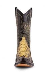 This science fiction western series from jonathan nolan and lisa joy was inspired by michael crichton's westworld (1973) and is set at a wild west theme park created by dr. Sendra Stiefel Sendra Boots 3241 P Cuervo Tierra Piton 075 Westernstiefel Westernbekleidung Kauft Man Bei World Of Weste Westernstiefel Stiefel Cowboystiefel