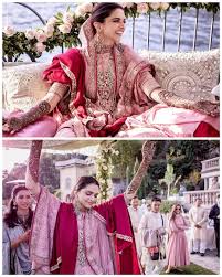 Mehandi Creation On Instagram Mehndi Ceremony Of Deepikapadukone See Who Adoring Look Mehandi Crea Indian Wedding Outfits Bollywood Wedding Indian Bridal