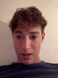 Kyle and Brede Talking in Live