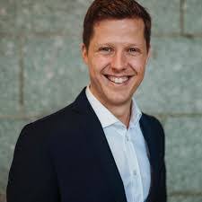 Dennis Stebner's Instagram, Twitter & Facebook