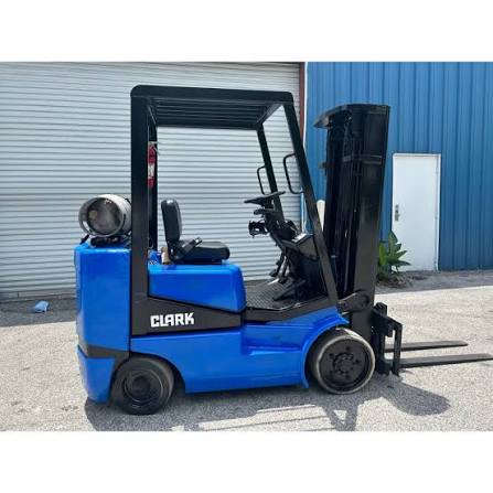 Michigan Clark C25CL Forklift