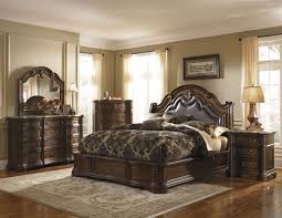 Beautiful, luxurious pulaski bedroom set that's perfect for traditional, rich mansions. Pulaski Bedroom Sets Ideas On Foter
