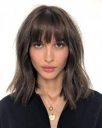 Fringe Azzaslimene With A Textured French Fringe And Soft Undone S Waves Colo Aesthetic Hair Hair Styles Short Hair With Bangs