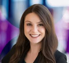 Kelly Erbe's Instagram, Twitter & Facebook