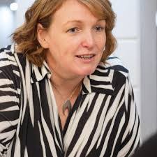 Nikki Kinnaird's Instagram, Twitter & Facebook