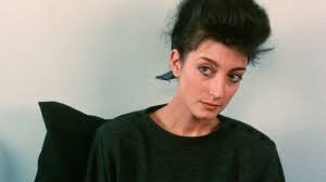 Si vous souhaitez une qualité un peu inférieur mais plus rapide à visionner, vous pouvez trouver les nuits de la pleine lune 720p ou dvdrip. Watch The Films Of Eric Rohmer On His Centenary Film Eric Young Movie