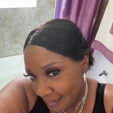 When is your mom birthday? June 2, 1955