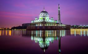 W kuala lumpur brings the bold to the pulse of kuala lumpur, malaysia's vibrant downtown. Kuala Lumpur Moschee Nacht Fluss Wasserreflexion Malaysia 1920x1200 Hd Hintergrundbilder Hd Bild