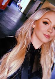 Represented by caa & reload management! Jordyn Jones Style Clothes Outfits And Fashion Page 29 Of 39 Celebmafia