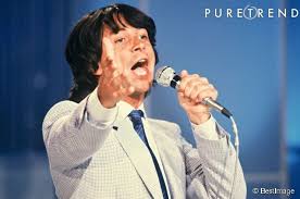 C'est la ville de mon premier amour. Photos Herve Vilard Est Devenu Une Star A 20 Ans Herve Vilard Herve Chanteur