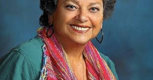 Seal Beach mayor keeps the seat; 2 new council members are sworn in