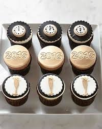 Style Your Soiree New Year S Cupcakes New Year S Cake New Year S Desserts