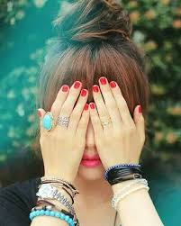 pin by ayesha on girl s dpzz cute girl poses stylish girl girl hiding face