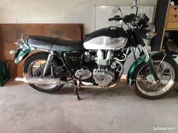 Leboncoin.fr, site d'annonces gratuites vous propose divers catégories déjà vu dans les articles précédent. Triumph Vends Moto Triumph Bonneville A Carbu Annee 2001 Unique Proprietaire 43 000km Sort De Used The Parking Motorcycles
