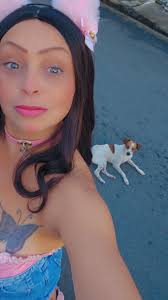 Sea esta la regla de nuestra vida: decir lo que sentimos, sentir lo que  decimos. En suma, que la palabra vaya de acuerdo con los hechos”. Séneca